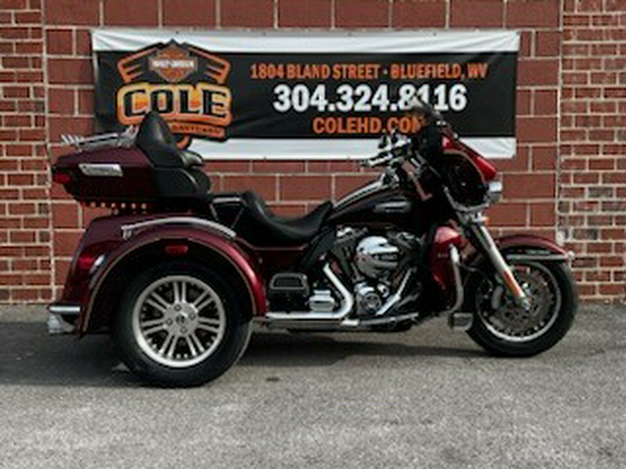2014 Harley-Davidson® FLHTCUTG Tri Glide® Ultra