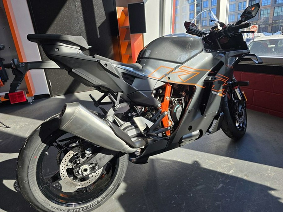 2026 KTM RC 990 R