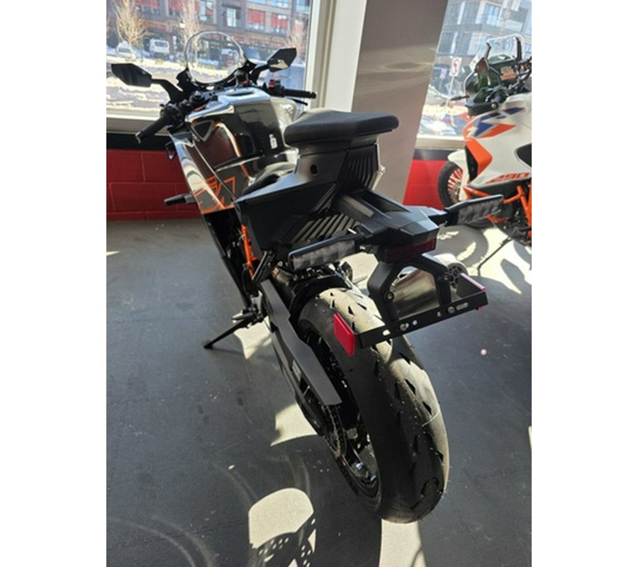 2026 KTM RC 990 R