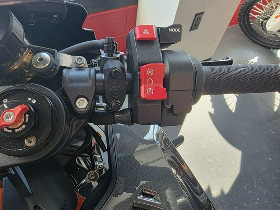 2026 KTM RC 990 R