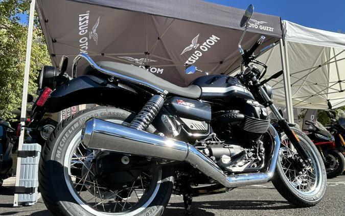 2025 Moto Guzzi V7 Special