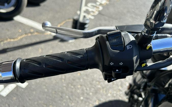 2025 Moto Guzzi V7 Special