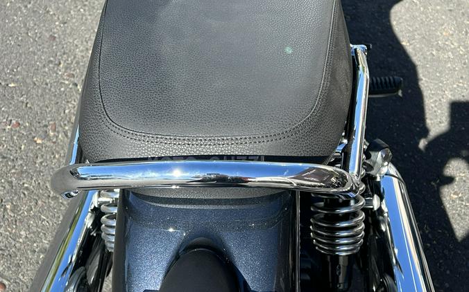 2025 Moto Guzzi V7 Special