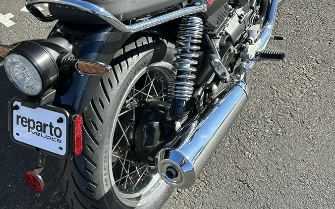 2025 Moto Guzzi V7 Special