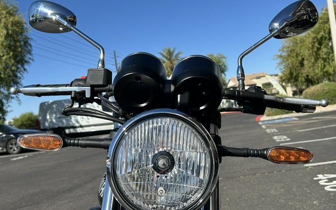 2025 Moto Guzzi V7 Special