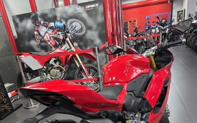 2026 Ducati Panigale V2 S Ducati Red