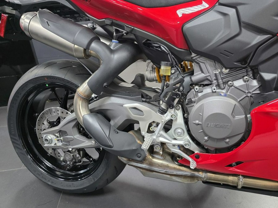2026 Ducati Panigale V2 S Ducati Red