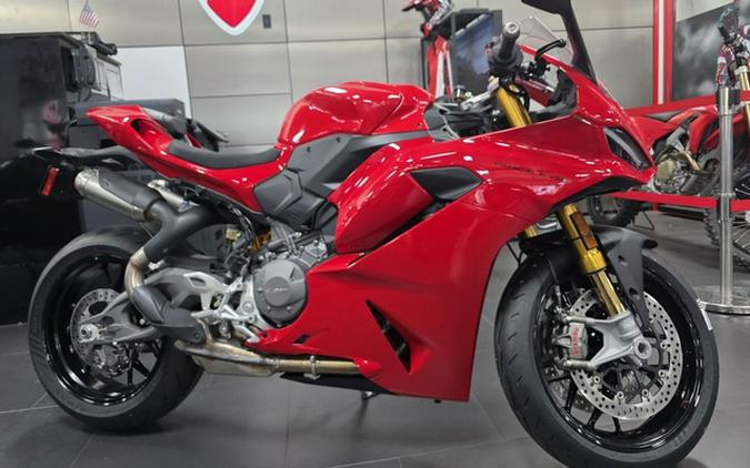 2026 Ducati Panigale V2 S Ducati Red