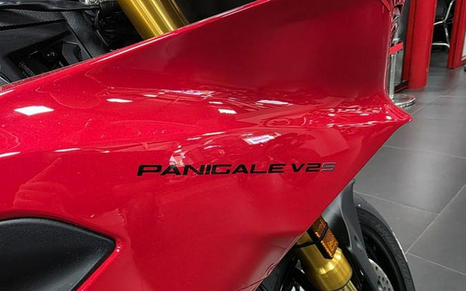 2026 Ducati Panigale V2 S Ducati Red