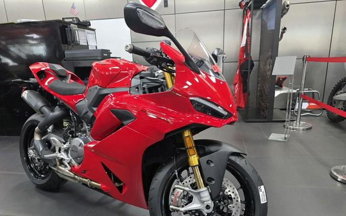 2026 Ducati Panigale V2 S Ducati Red