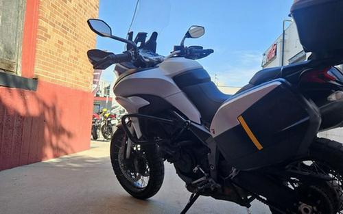 2018 Ducati Multistrada 950 SW Star White Silk