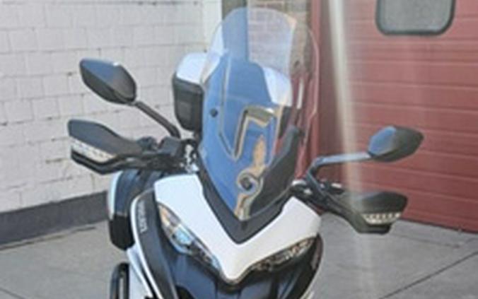 2018 Ducati Multistrada 950 SW Star White Silk