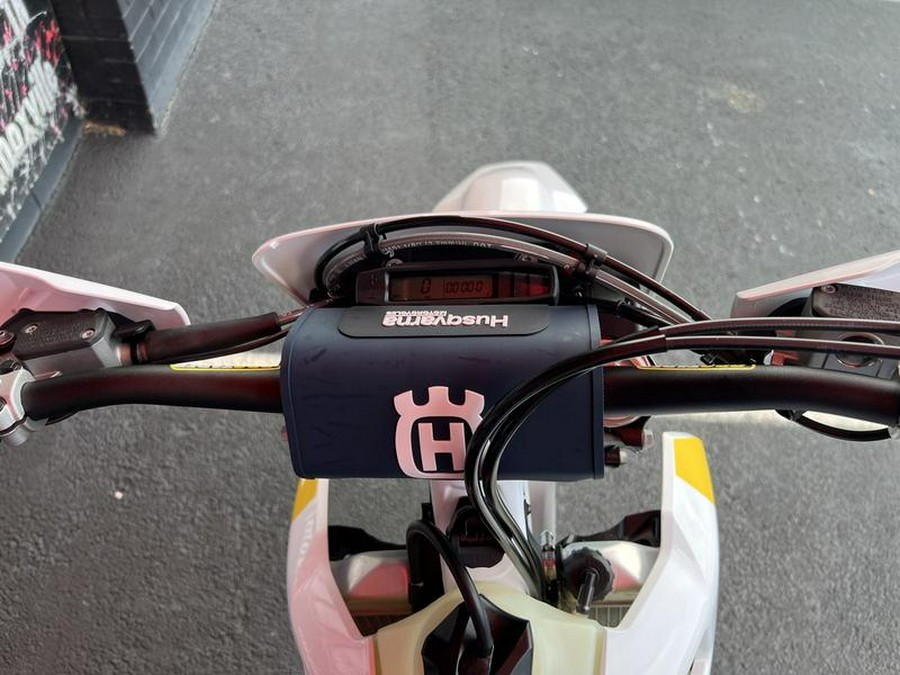 2027 Husqvarna® TE 300