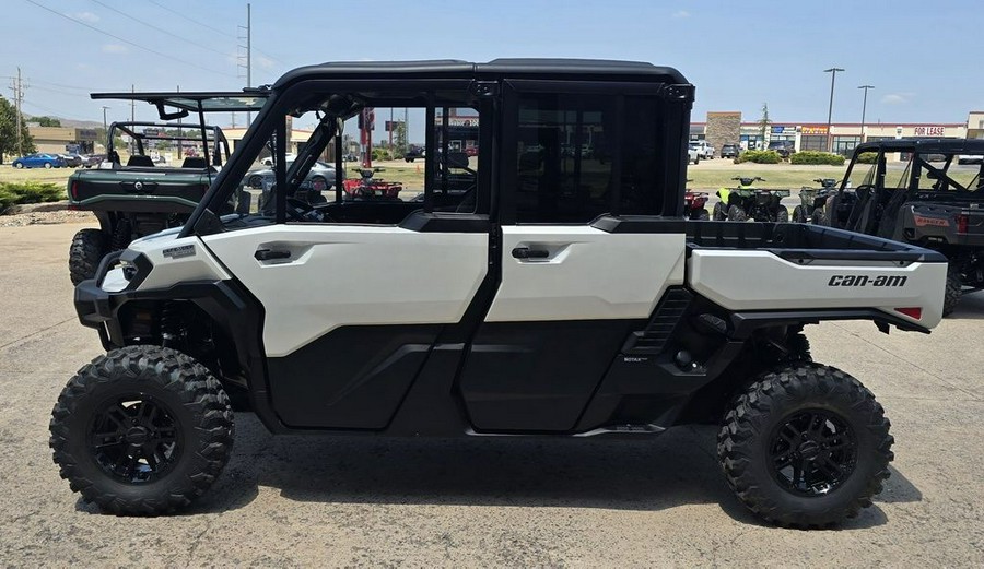 2026 Can-Am® Defender MAX Limited HD11
