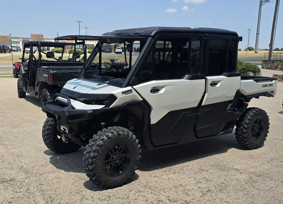 2026 Can-Am® Defender MAX Limited HD11