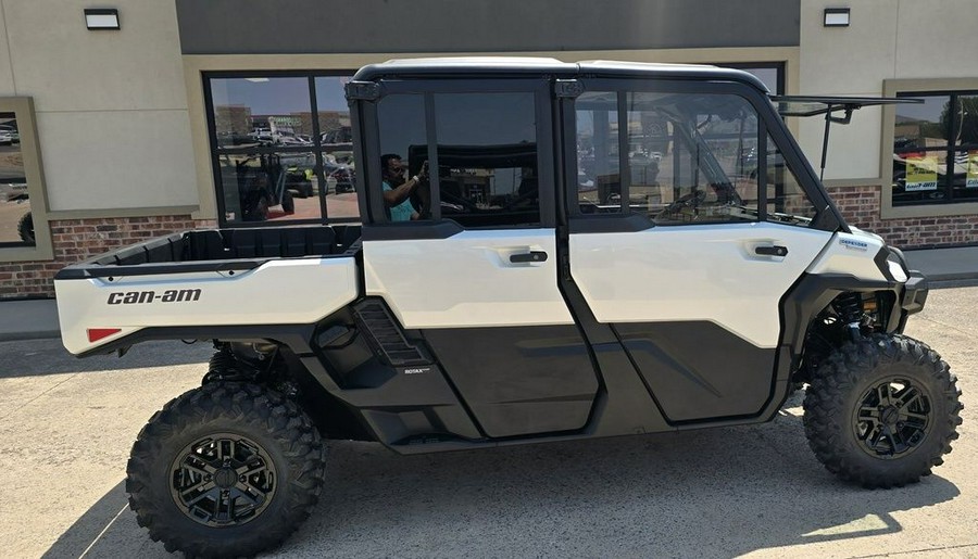 2026 Can-Am® Defender MAX Limited HD11