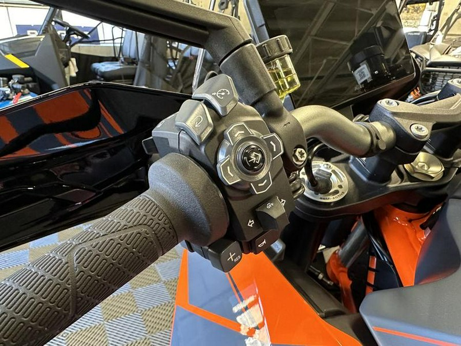 2024 KTM 1290 Super Duke GT