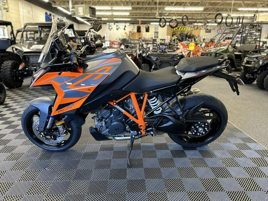 2024 KTM 1290 Super Duke GT
