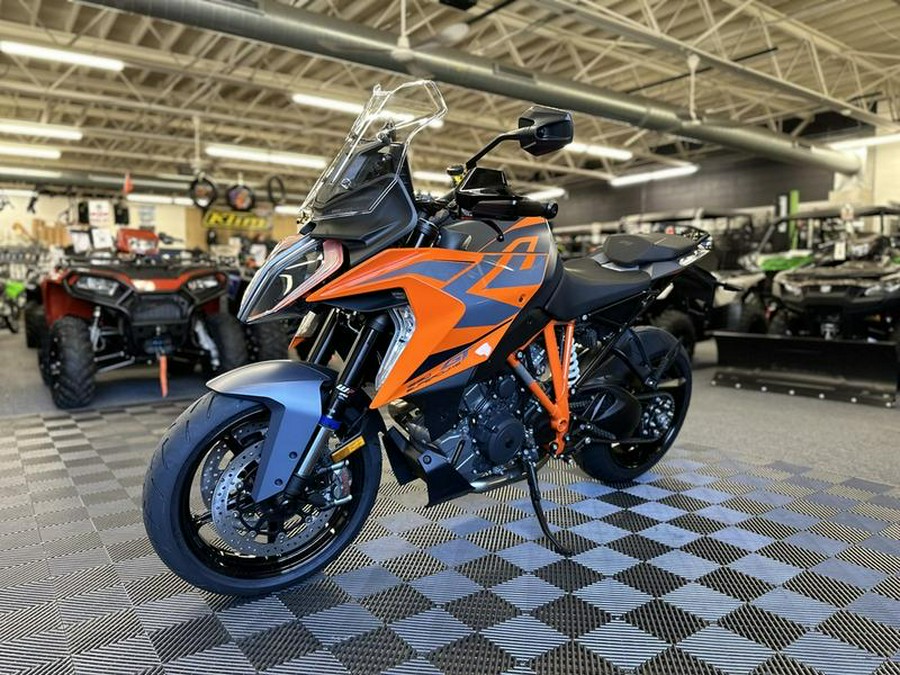 2024 KTM 1290 Super Duke GT