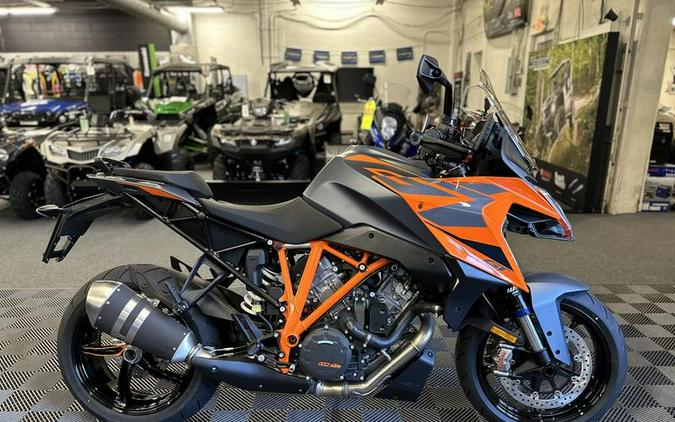 2024 KTM 1290 Super Duke GT