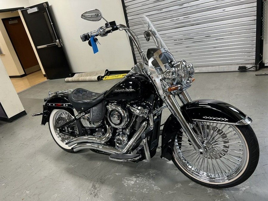 2020 Harley-Davidson Softail FLDE - Deluxe