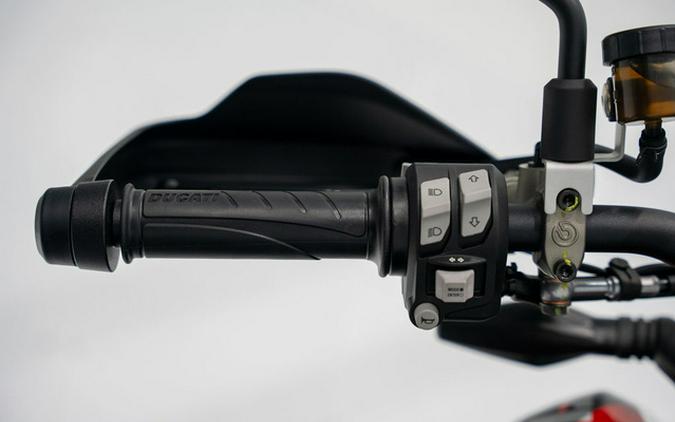 2025 Ducati Hypermotard 698 Mono RVE Graffiti Livery