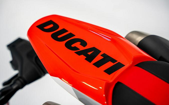 2025 Ducati Hypermotard 698 Mono RVE Graffiti Livery