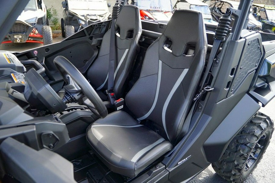 2025 Can-Am Commander XT 700