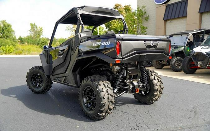 2025 Can-Am Commander XT 700