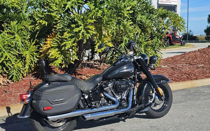 2018 Harley-Davidson FLHCS - Softail Heritage Classic 114