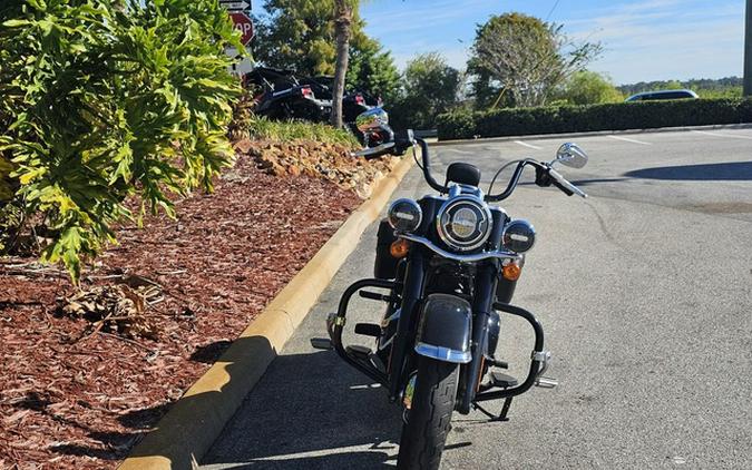 2018 Harley-Davidson FLHCS - Softail Heritage Classic 114