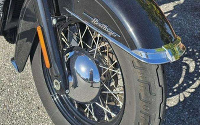 2018 Harley-Davidson FLHCS - Softail Heritage Classic 114