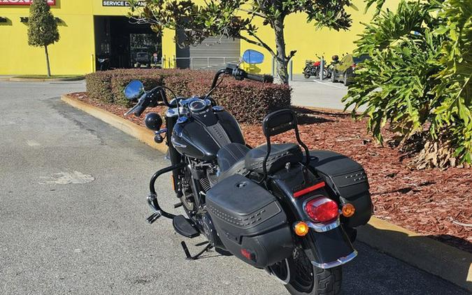 2018 Harley-Davidson FLHCS - Softail Heritage Classic 114