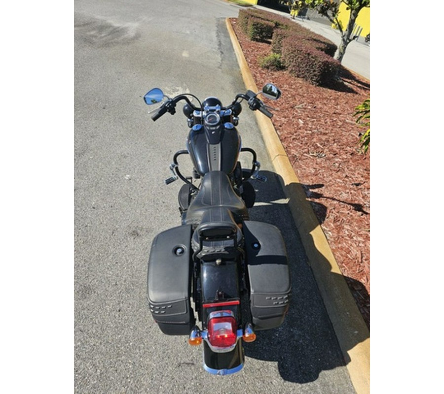 2018 Harley-Davidson FLHCS - Softail Heritage Classic 114