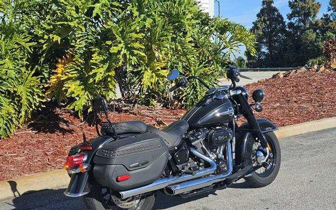 2018 Harley-Davidson FLHCS - Softail Heritage Classic 114