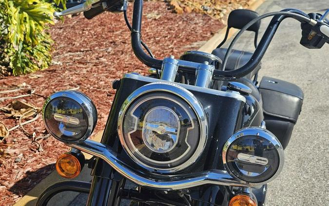 2018 Harley-Davidson FLHCS - Softail Heritage Classic 114