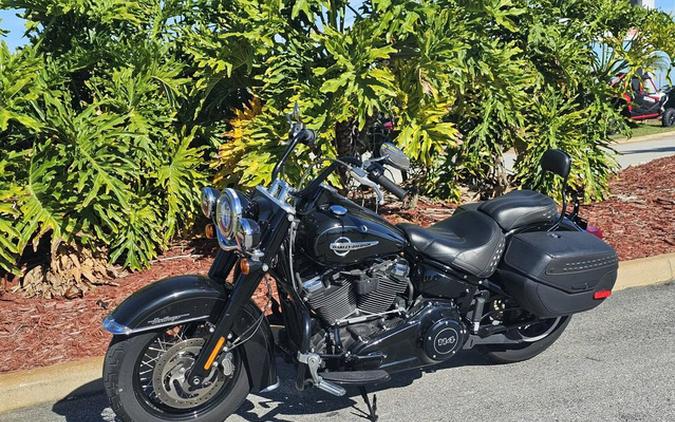 2018 Harley-Davidson FLHCS - Softail Heritage Classic 114
