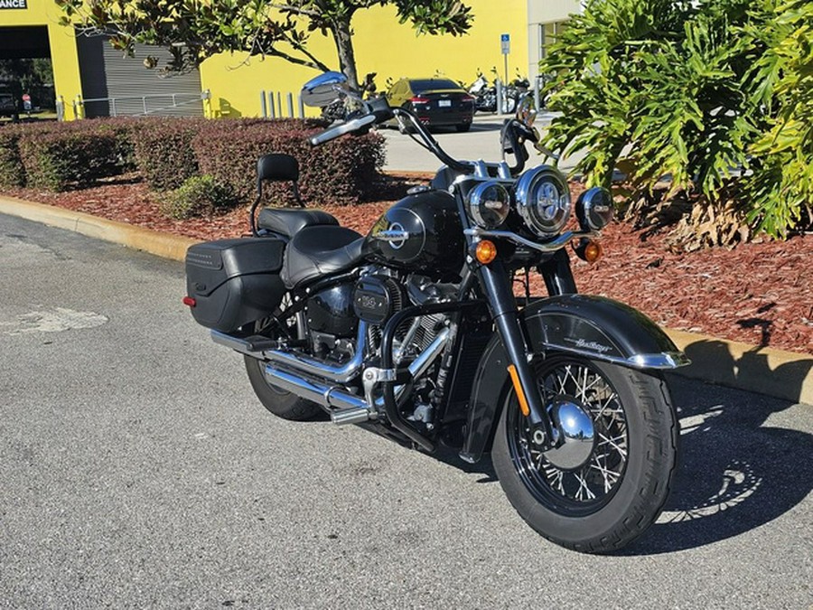 2018 Harley-Davidson FLHCS - Softail Heritage Classic 114