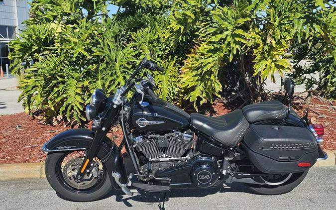 2018 Harley-Davidson FLHCS - Softail Heritage Classic 114