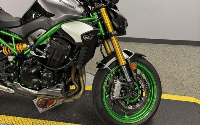 2025 Kawasaki Z900 SE ABS