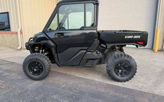 2026 Can-Am SSV DEF XTCAB 65 HD11 BK 26 XT CAB HD11