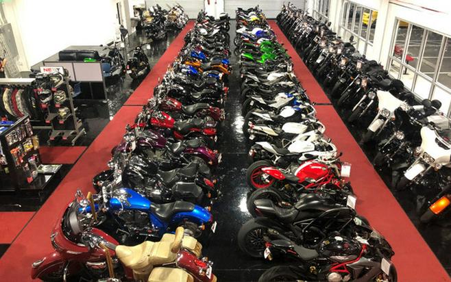 2025 Harley-Davidson FLHTCUTG - Tri Glide Ultra