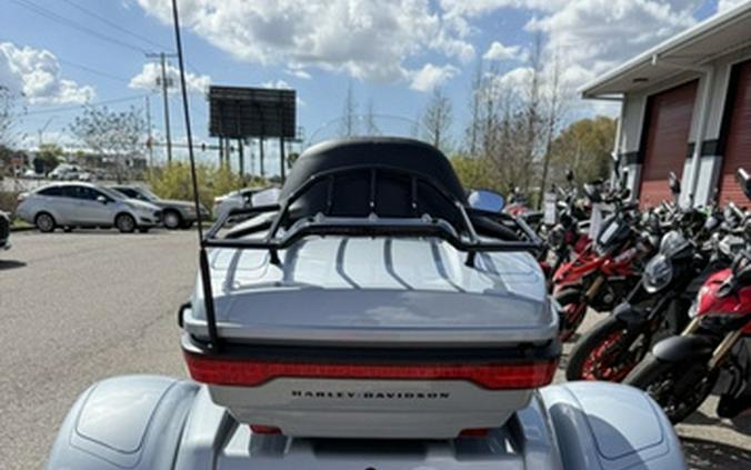 2025 Harley-Davidson FLHTCUTG - Tri Glide Ultra