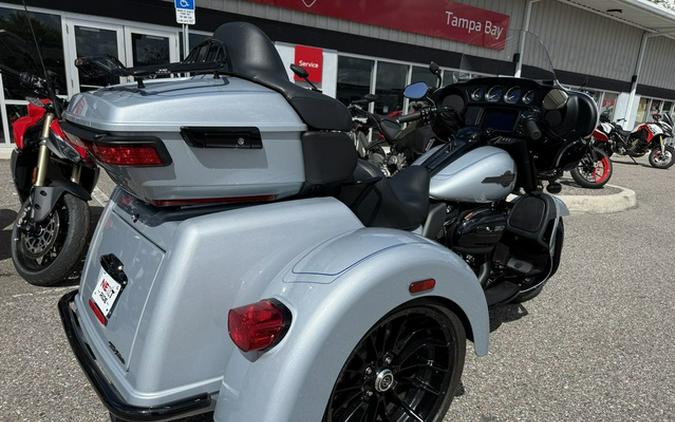 2025 Harley-Davidson FLHTCUTG - Tri Glide Ultra