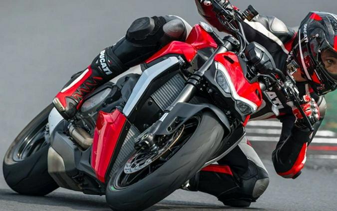 2024 Ducati Streetfighter V2 Red