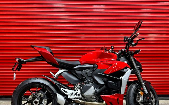 2024 Ducati Streetfighter V2 Red