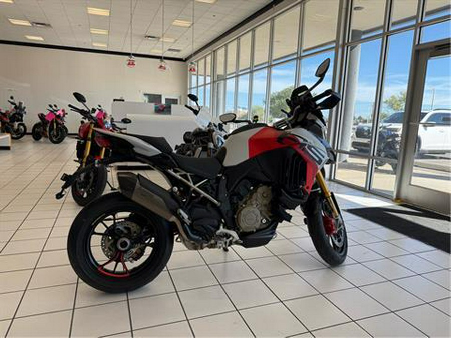 2025 Ducati Multistrada V4 RS