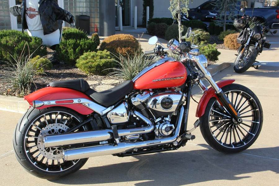 2026 Harley-Davidson Breakout