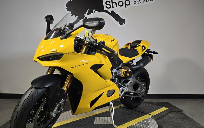 2026 Ducati PANIGALE V2 S