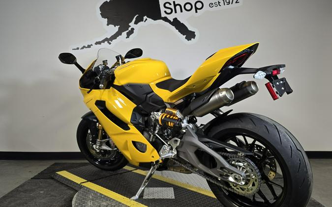2026 Ducati PANIGALE V2 S